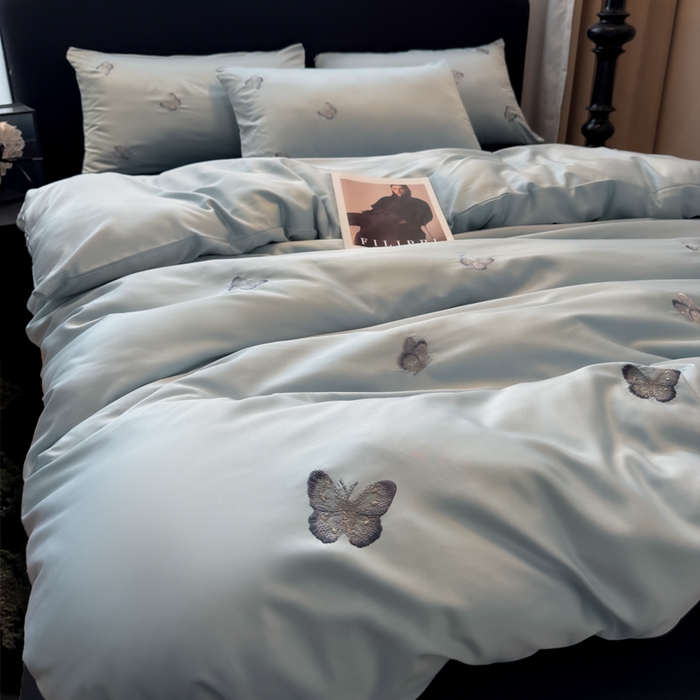 91家纺网 家纺一手货源 找家纺 红嘴企鹅2025新款幻影冰丝四件套-蝴蝶系列 幻影-兰色