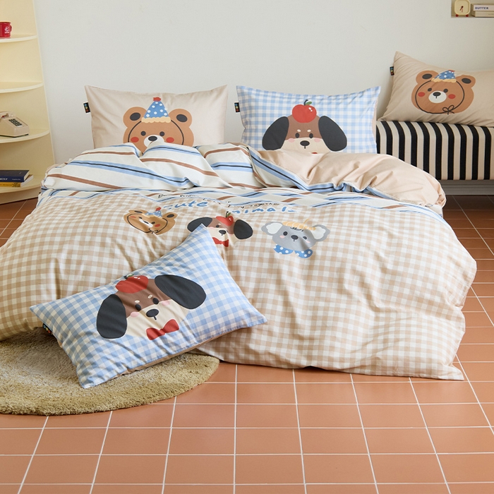 91家纺网 家纺一手货源 找家纺 RYB红黄兰 开学季2025新款ins设计师原创13372大版卡通数码印花40s全棉纯棉三件套四件套 趣味小伙伴