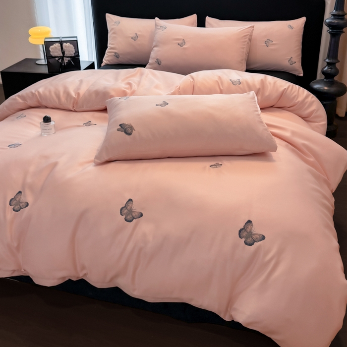 91家纺网 家纺一手货源 找家纺 红嘴企鹅2025新款幻影冰丝四件套-蝴蝶系列 幻影-玉色