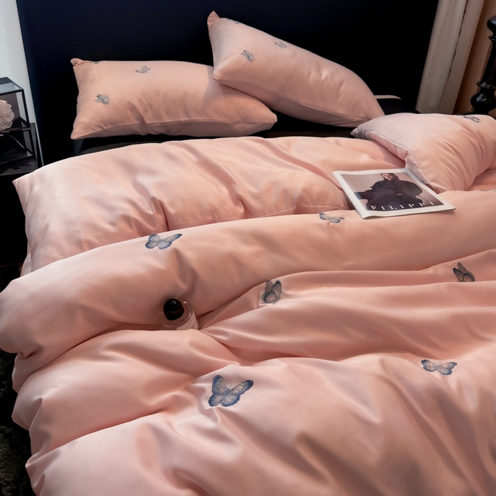 91家纺网 家纺一手货源 找家纺 红嘴企鹅2025新款幻影冰丝四件套-蝴蝶系列 幻影-玉色