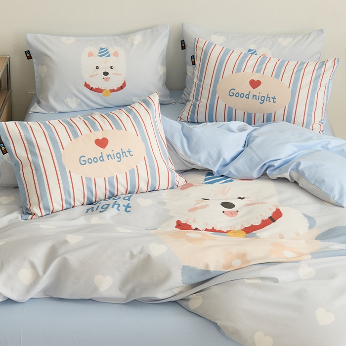 91家纺网 家纺一手货源 找家纺 RYB红黄兰 开学季2025新款ins设计师原创13372大版卡通数码印花40s全棉纯棉三件套四件套 爱心西高地