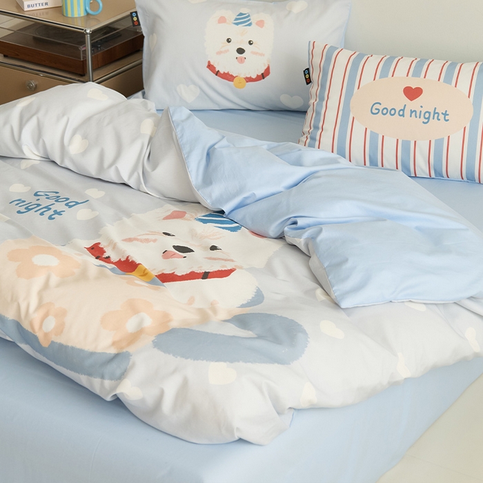 91家纺网 家纺一手货源 找家纺 RYB红黄兰 开学季2025新款ins设计师原创13372大版卡通数码印花40s全棉纯棉三件套四件套 爱心西高地