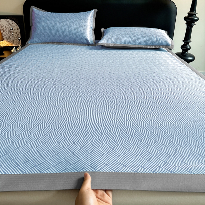 红嘴企鹅2025新款人字纹提花冰丝凉席（量大可聊 ） 人字纹提花-蓝色