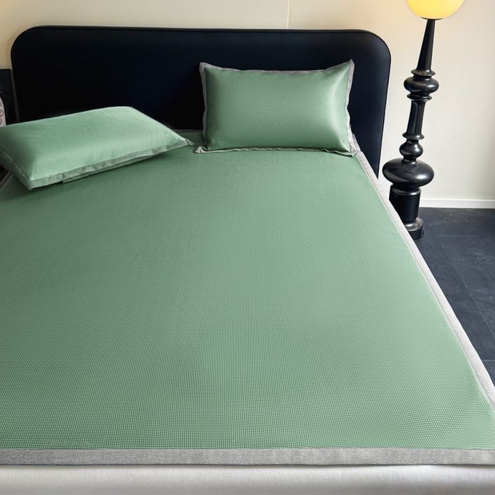 91家纺网 家纺一手货源 找家纺 （总）红嘴企鹅2025新款千鸟格提花冰丝凉席（量大可聊）