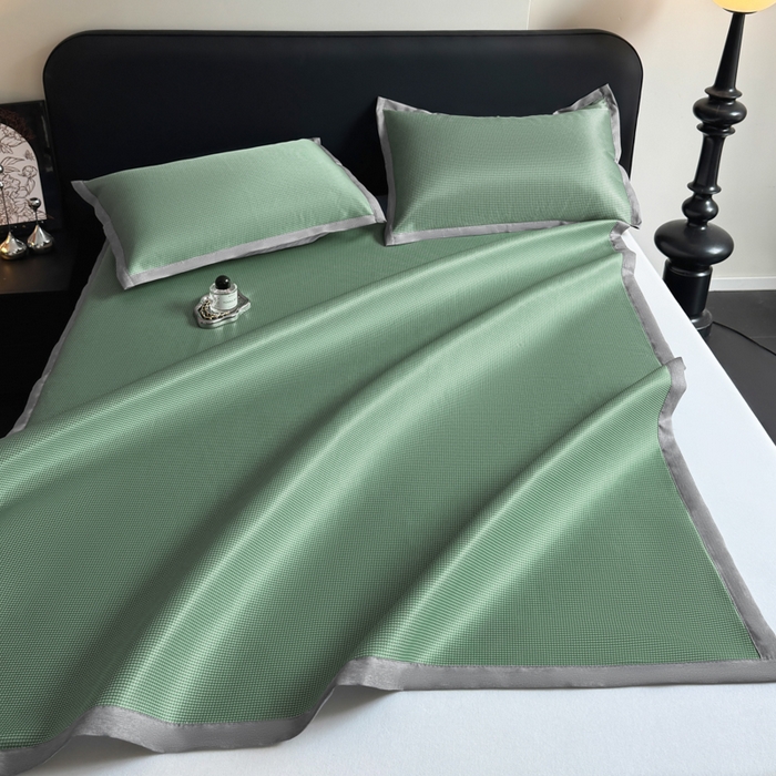 91家纺网 家纺一手货源 找家纺 （总）红嘴企鹅2025新款千鸟格提花冰丝凉席（量大可聊）