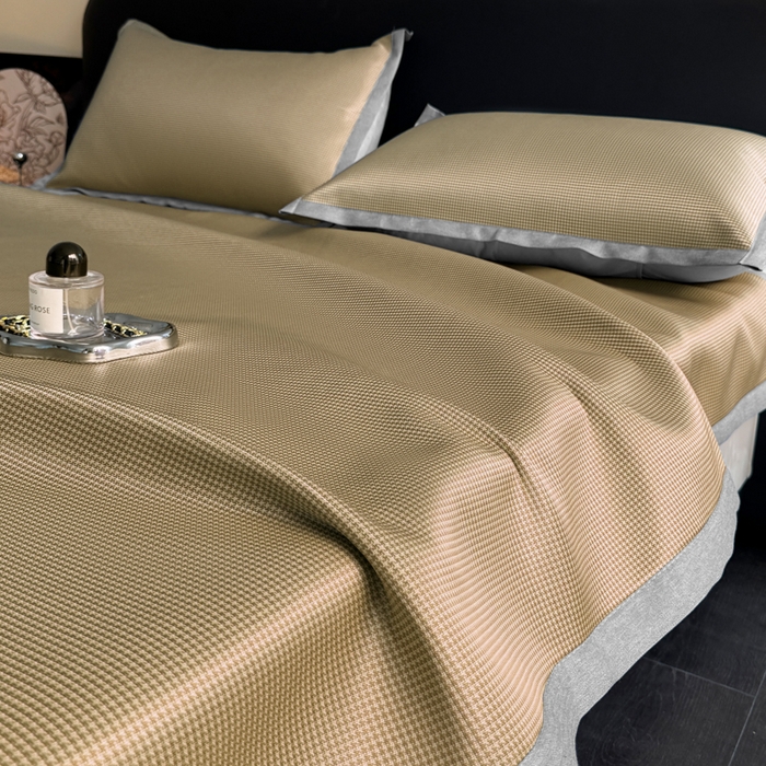 91家纺网 家纺一手货源 找家纺 红嘴企鹅2025新款千鸟格提花冰丝凉席（量大可聊） 千鸟格-提花咖