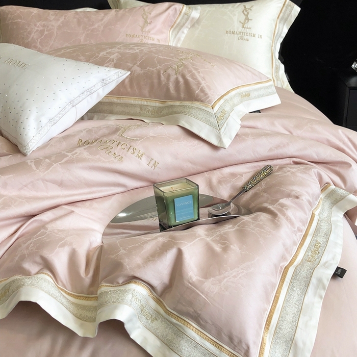 91家纺网 家纺一手货源 找家纺 馨蕊家居 2025新款全棉提花四件套-慕奈 慕奈-蔷薇粉