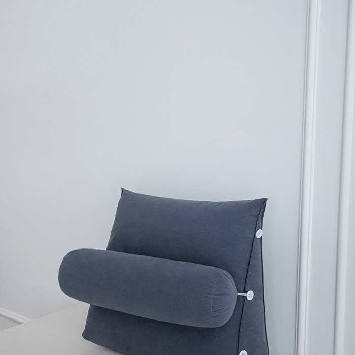 91家纺网 家纺一手货源 找家纺 沐沐家纺 2026新款仿棉绒三角靠背带头枕 深空灰