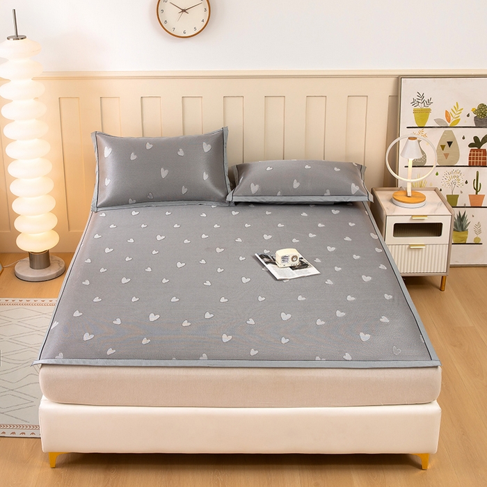 91家纺网 家纺一手货源 找家纺 莱家富 2025新款A类凉感提花冰丝凉席 心仪-灰