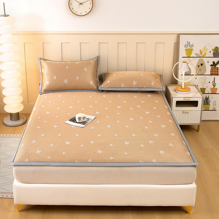 91家纺网 家纺一手货源 找家纺 莱家富 2025新款A类凉感提花冰丝凉席 心仪-奶咖