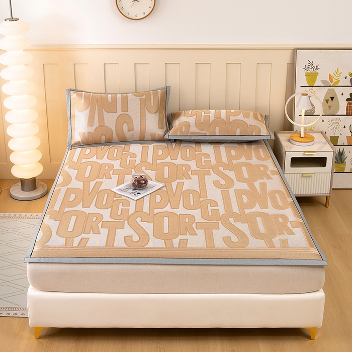 91家纺网 家纺一手货源 找家纺 莱家富 2025新款A类凉感提花冰丝凉席 字母涂鸦-奶咖