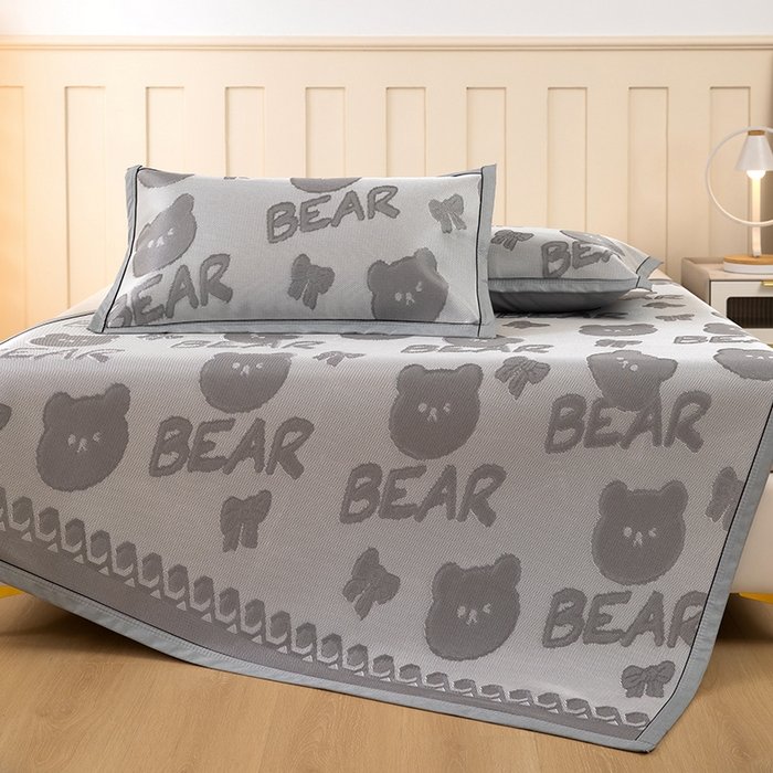 91家纺网 家纺一手货源 找家纺 莱家富 2025新款A类凉感提花冰丝凉席 快乐小熊-灰