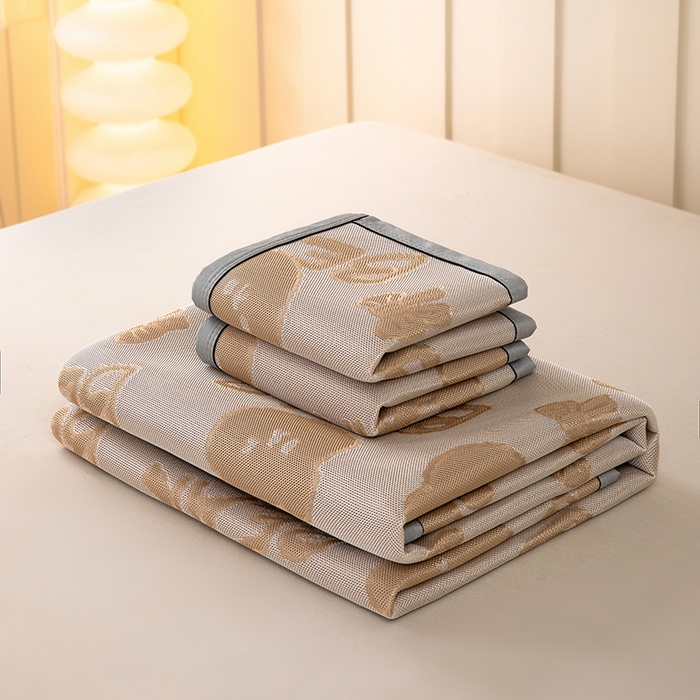 91家纺网 家纺一手货源 找家纺 莱家富 2025新款A类凉感提花冰丝凉席 快乐小熊-奶咖