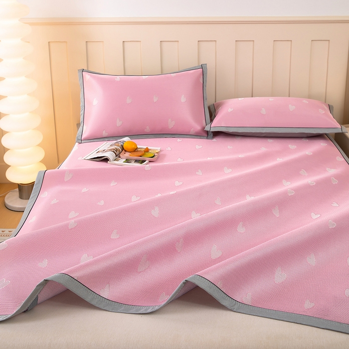 91家纺网 家纺一手货源 找家纺 莱家富 2025新款A类凉感提花冰丝凉席 心仪-粉