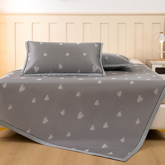 91家纺网 家纺一手货源 找家纺 莱家富 2025新款A类凉感提花冰丝凉席 心仪-灰