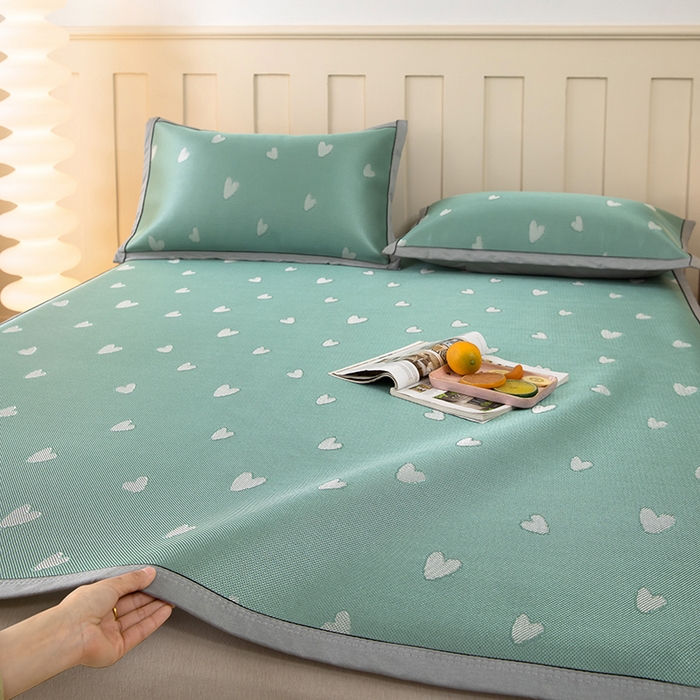 91家纺网 家纺一手货源 找家纺 莱家富 2025新款A类凉感提花冰丝凉席 心仪-绿