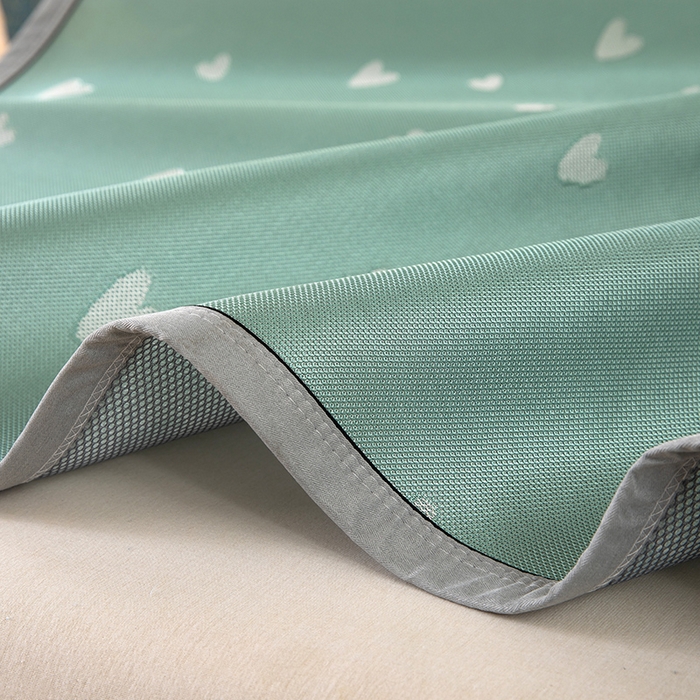 91家纺网 家纺一手货源 找家纺 莱家富 2025新款A类凉感提花冰丝凉席 心仪-绿