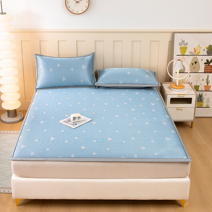 91家纺网 家纺一手货源 找家纺 莱家富 2025新款A类凉感提花冰丝凉席 心仪-天蓝