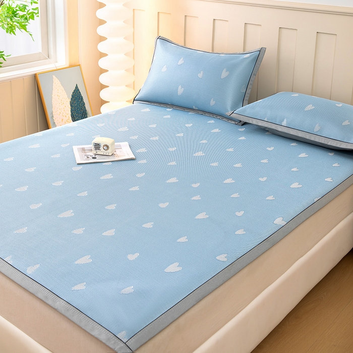 91家纺网 家纺一手货源 找家纺 莱家富 2025新款A类凉感提花冰丝凉席 心仪-天蓝