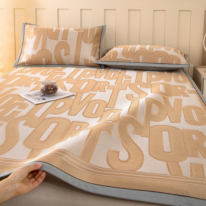 91家纺网 家纺一手货源 找家纺 莱家富 2025新款A类凉感提花冰丝凉席 字母涂鸦-奶咖