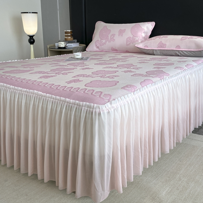 91家纺网 家纺一手货源 找家纺 莱家富 2025新款A类凉感提花冰丝凉席床裙款 快乐小熊-粉