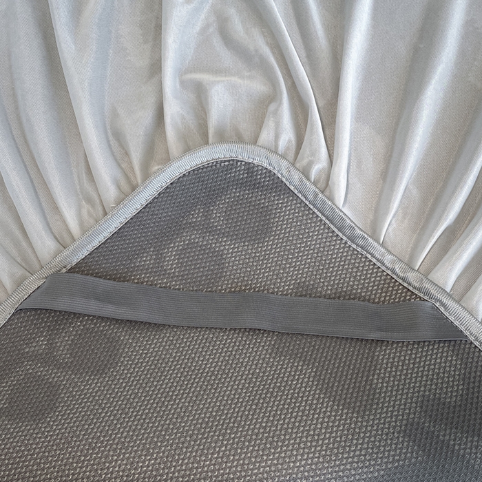 91家纺网 家纺一手货源 找家纺 莱家富 2025新款A类凉感提花冰丝凉席床裙款 快乐小熊-灰