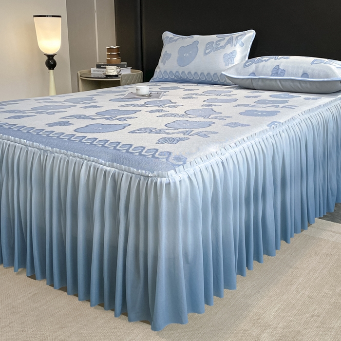 91家纺网 家纺一手货源 找家纺 莱家富 2025新款A类凉感提花冰丝凉席床裙款 快乐小熊-天蓝