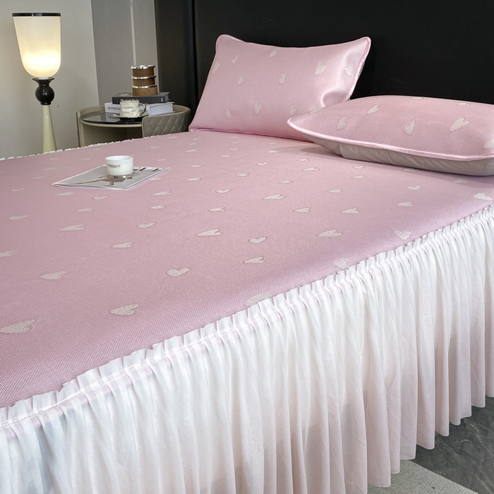 91家纺网 家纺一手货源 找家纺 莱家富 2025新款A类凉感提花冰丝凉席床裙款 心仪-粉