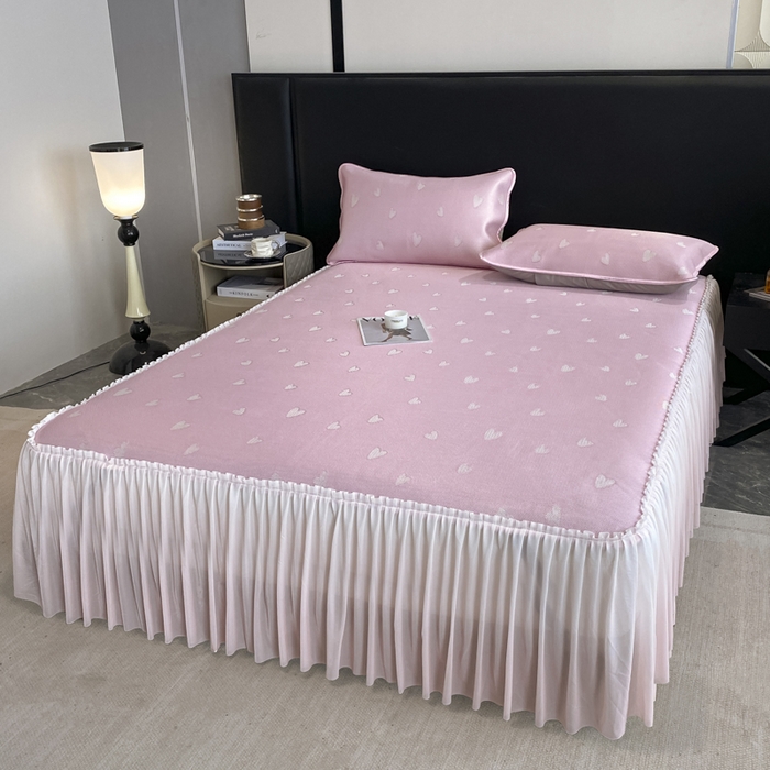 91家纺网 家纺一手货源 找家纺 莱家富 2025新款A类凉感提花冰丝凉席床裙款 心仪-粉