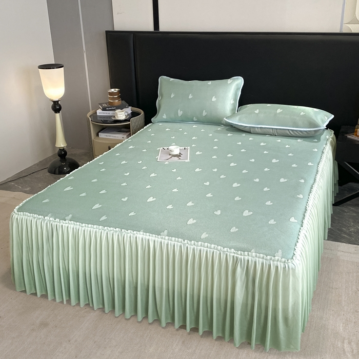 91家纺网 家纺一手货源 找家纺 莱家富 2025新款A类凉感提花冰丝凉席床裙款 心仪-绿