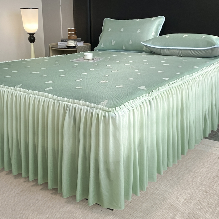 91家纺网 家纺一手货源 找家纺 莱家富 2025新款A类凉感提花冰丝凉席床裙款 心仪-绿