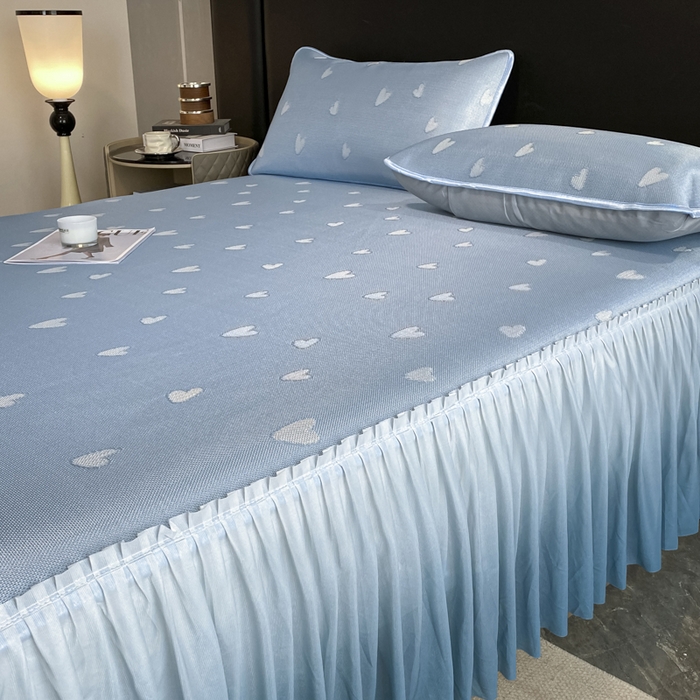 91家纺网 家纺一手货源 找家纺 莱家富 2025新款A类凉感提花冰丝凉席床裙款 心仪-天蓝