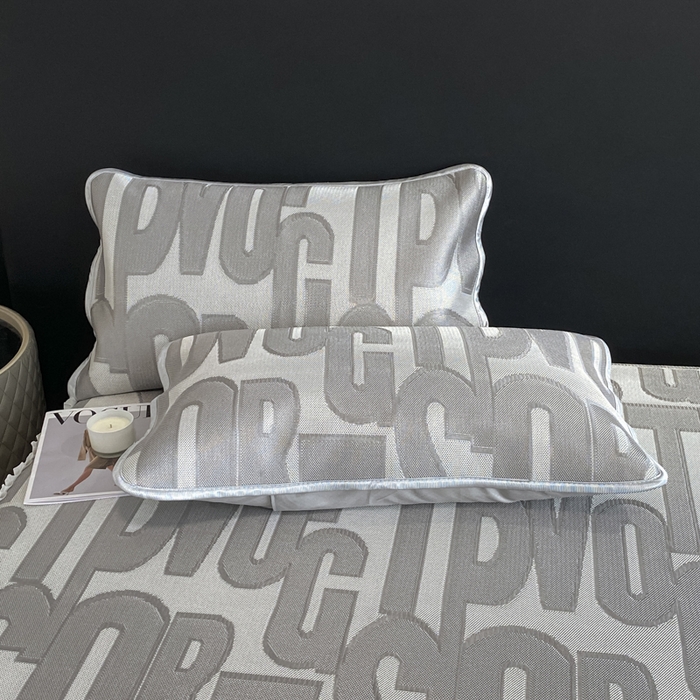 91家纺网 家纺一手货源 找家纺 莱家富 2025新款A类凉感提花冰丝凉席床裙款 字母涂鸦-灰