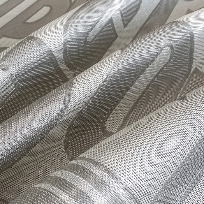 91家纺网 家纺一手货源 找家纺 莱家富 2025新款A类凉感提花冰丝凉席床裙款 字母涂鸦-灰