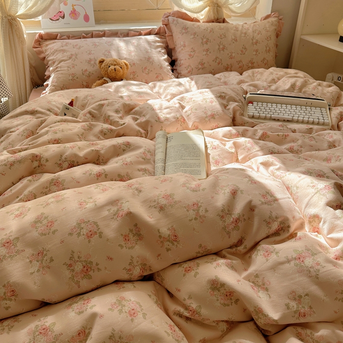 91家纺网 家纺一手货源 找家纺 韩巢家纺 2025新款针织双层纱花边款被套直播热销款四件套学生宿舍床单三件套-（提供卖家秀） 春和豆沙