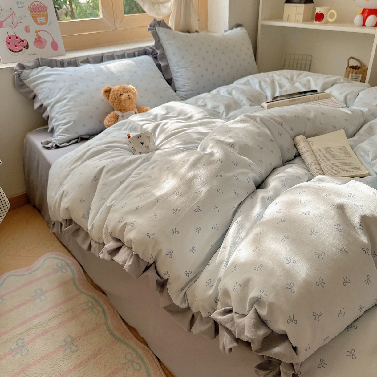 91家纺网 家纺一手货源 找家纺 韩巢家纺 2025新款针织双层纱花边款被套直播热销款四件套学生宿舍床单三件套-（提供卖家秀） 可爱多二