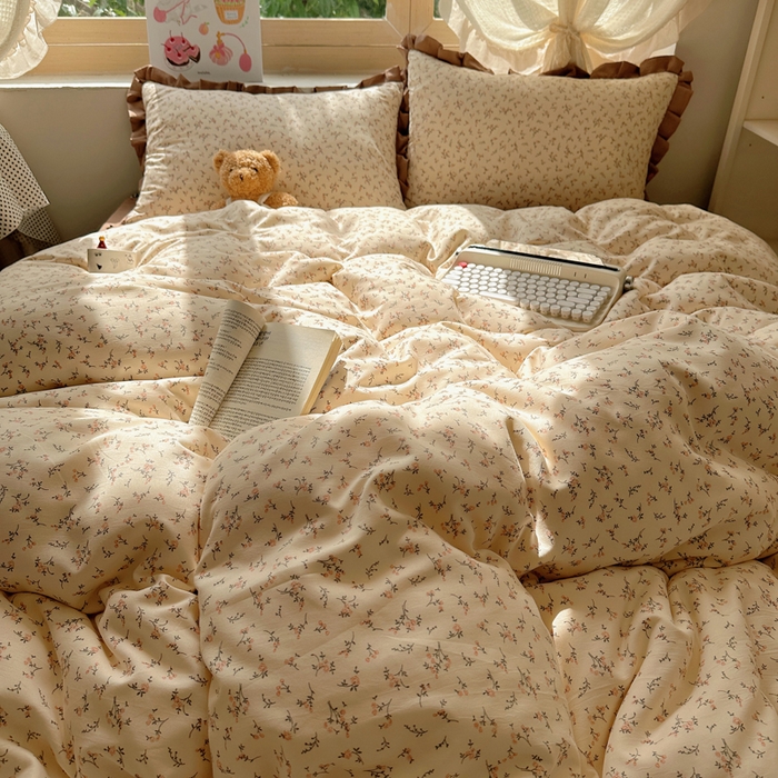 91家纺网 家纺一手货源 找家纺 韩巢家纺 2025新款针织双层纱花边款被套直播热销款四件套学生宿舍床单三件套-（提供卖家秀） 问秋黄