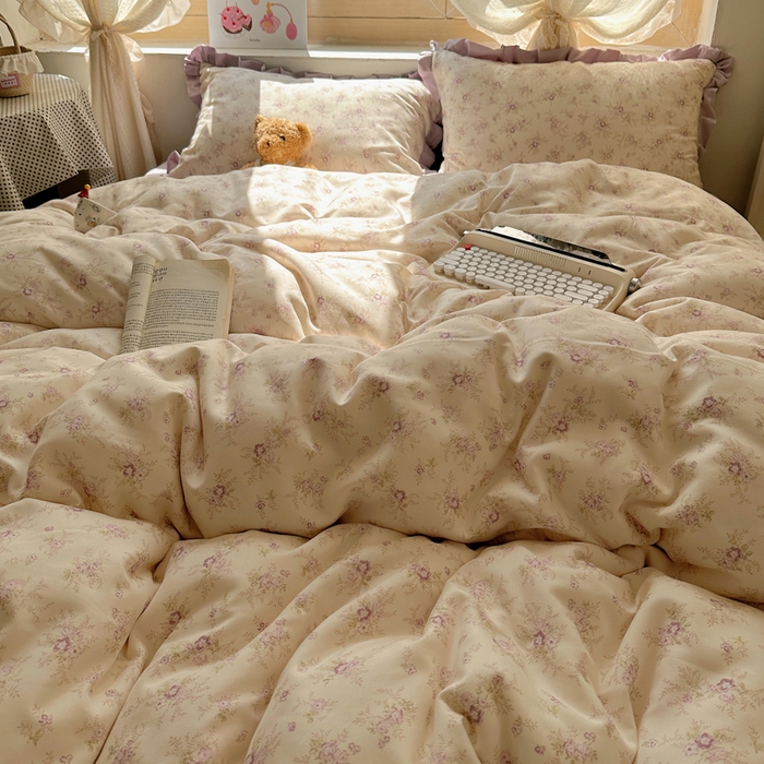 91家纺网 家纺一手货源 找家纺 韩巢家纺 2025新款针织双层纱花边款被套直播热销款四件套学生宿舍床单三件套-（提供卖家秀） 春意花开