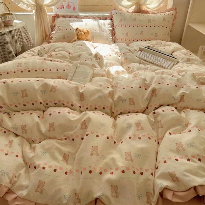 91家纺网 家纺一手货源 找家纺 韩巢家纺 2025新款针织双层纱花边款被套直播热销款四件套学生宿舍床单三件套-（提供卖家秀） 可爱熊