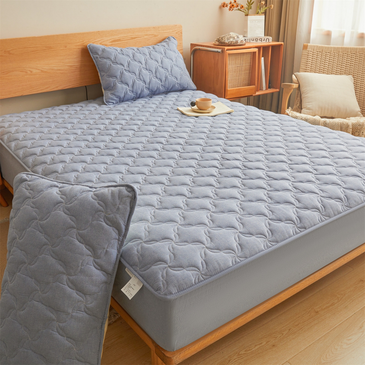 91家纺网 家纺一手货源 找家纺 多谷家纺 2026新款纯棉全棉色织水洗棉大豆夹棉床笠三件套浅牛仔蓝