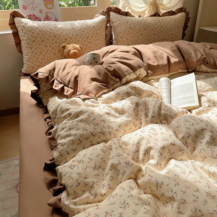 91家纺网 家纺一手货源 找家纺 韩巢家纺 2025新款针织双层纱花边款被套直播热销款四件套学生宿舍床单三件套-（提供卖家秀） 问秋黄