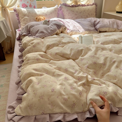 韩巢家纺 2025新款针织双层纱花边款被套直播热销款四件套学生宿舍床单三件套-（提供卖家秀） 春意花开