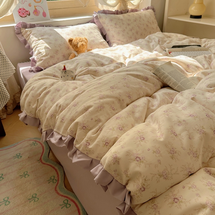 91家纺网 家纺一手货源 找家纺 韩巢家纺 2025新款针织双层纱花边款被套直播热销款四件套学生宿舍床单三件套-（提供卖家秀） 春意花开