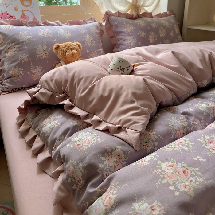 91家纺网 家纺一手货源 找家纺 韩巢家纺 2025新款针织双层纱花边款被套直播热销款四件套学生宿舍床单三件套-（提供卖家秀） 悠然紫