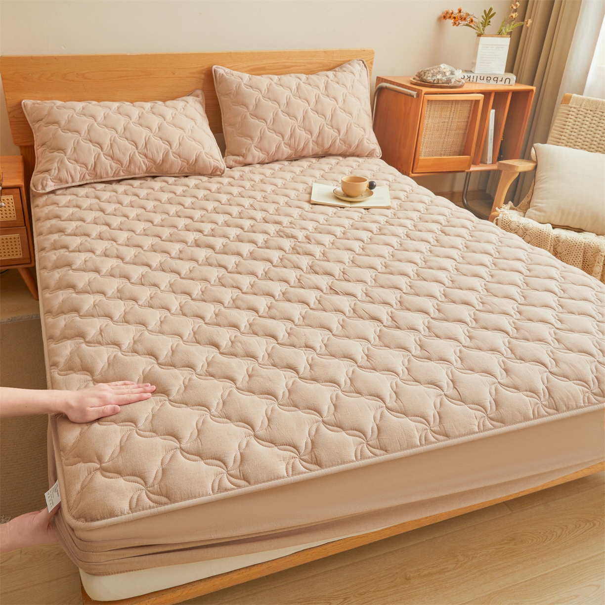 91家纺网 家纺一手货源 找家纺 多谷家纺 2026新款纯棉全棉色织水洗棉大豆夹棉床笠三件套 卡其