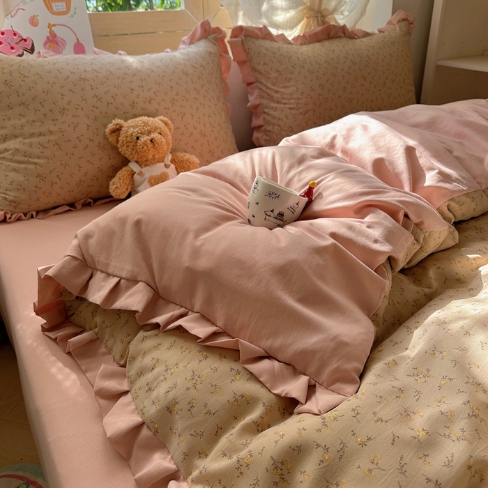 91家纺网 家纺一手货源 找家纺 韩巢家纺 2025新款针织双层纱花边款被套直播热销款四件套学生宿舍床单三件套-（提供卖家秀） 问秋棕