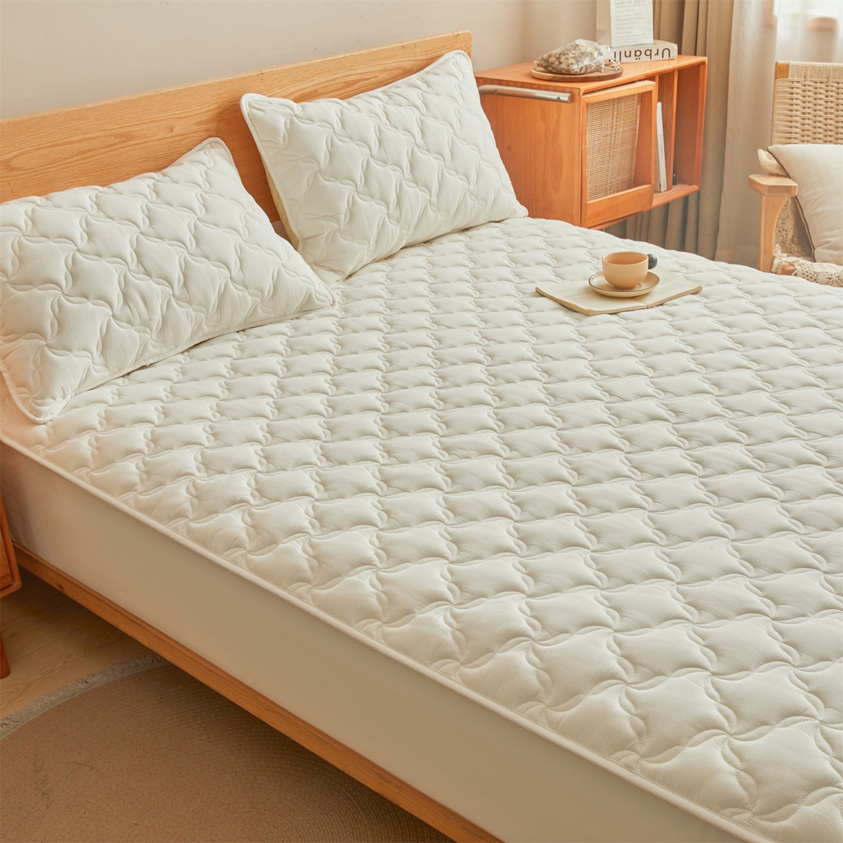 91家纺网 家纺一手货源 找家纺 多谷家纺 2026新款纯棉全棉色织水洗棉大豆夹棉床笠三件套 奶昔白