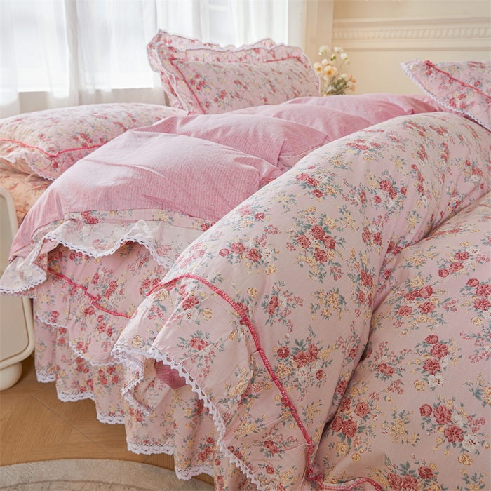91家纺网 家纺一手货源 找家纺 缦彩 2025新款全棉纯棉夹棉公主风花边床裙四件套 缤纷绮梦