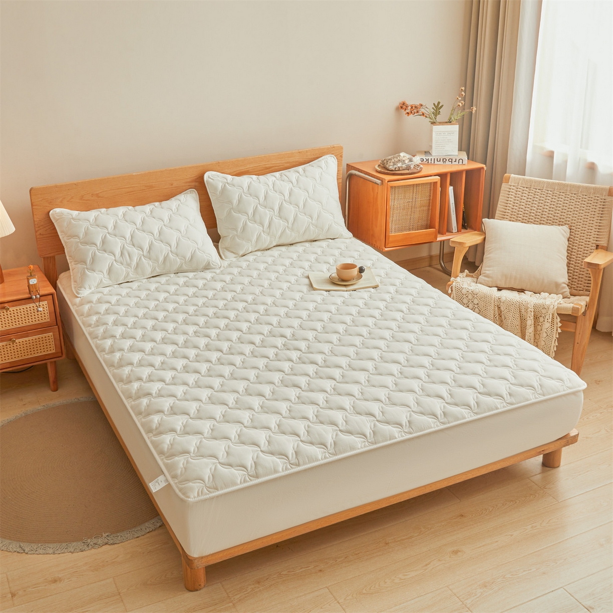 91家纺网 家纺一手货源 找家纺 多谷家纺 2026新款纯棉全棉色织水洗棉大豆夹棉床笠三件套 奶昔白