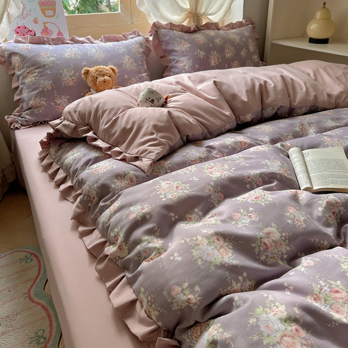 91家纺网 家纺一手货源 找家纺 韩巢家纺 2025新款针织双层纱花边款被套直播热销款四件套学生宿舍床单三件套-（提供卖家秀） 悠然紫